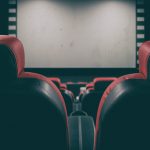 Abertura decepcionante para o filme de YoonA, “O Diabo se Mudou”